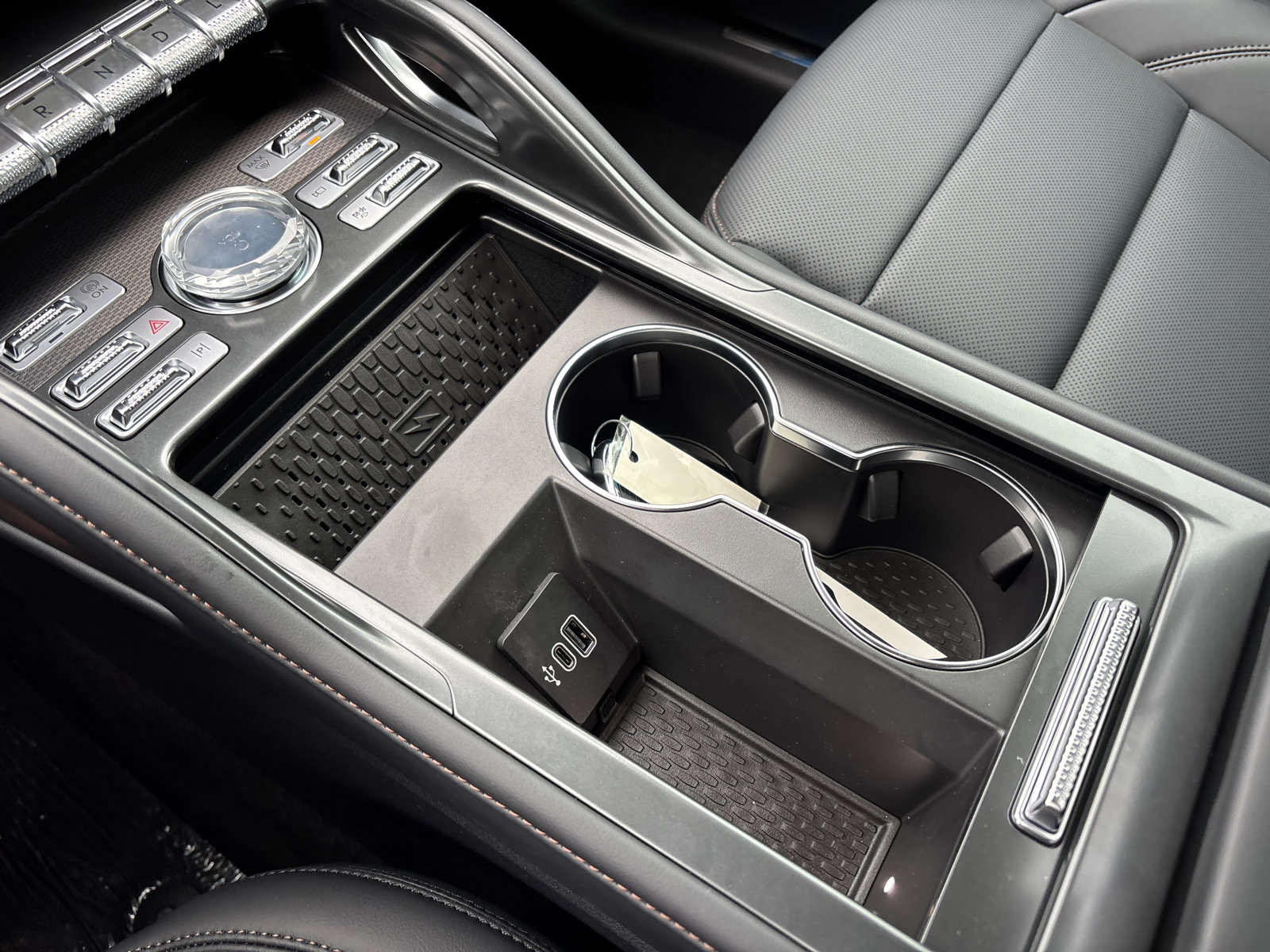 New 2026 Lincoln Nautilus Premier image 25