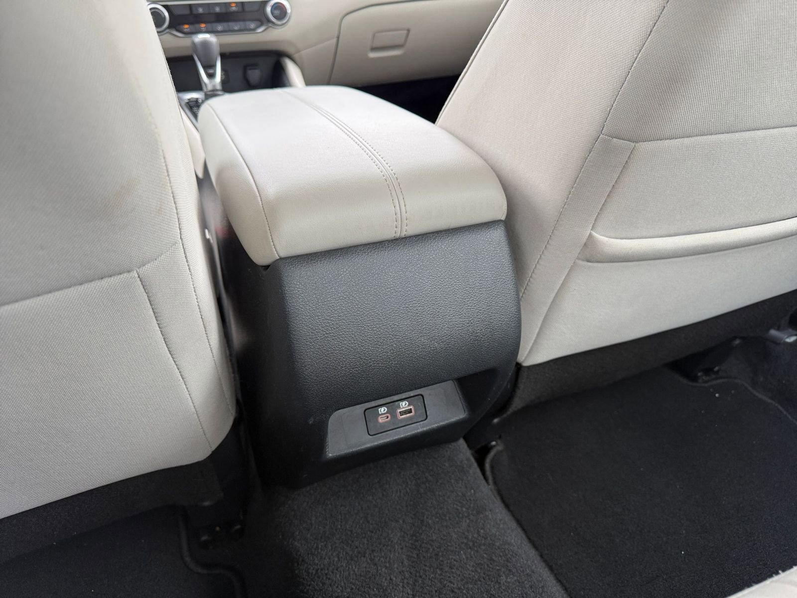Used 2025 Nissan Altima 2.5 SV FWD image 23