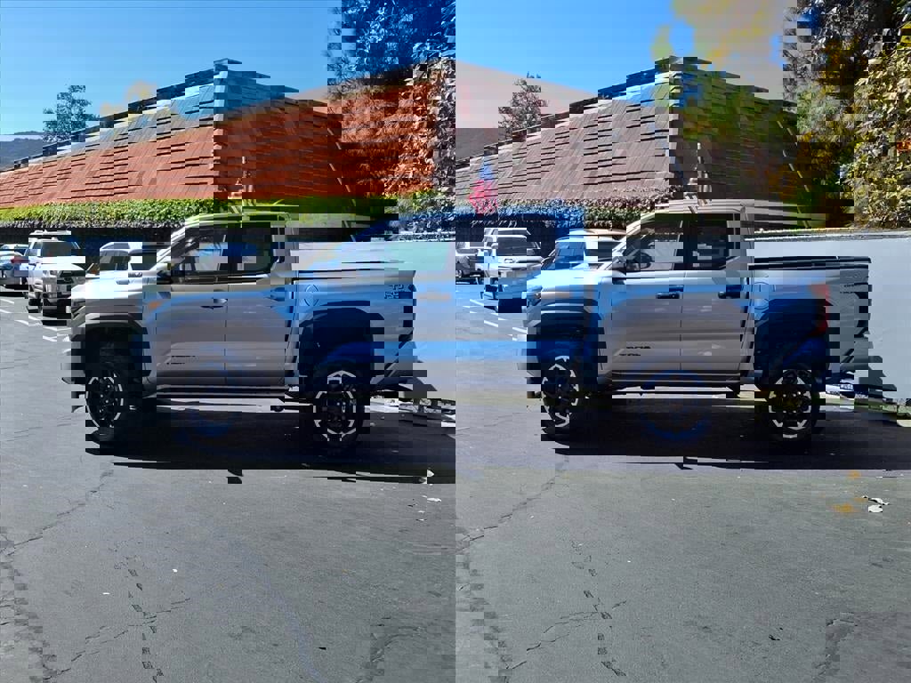 New 2025 Toyota Tacoma TRD Off-Road image 3