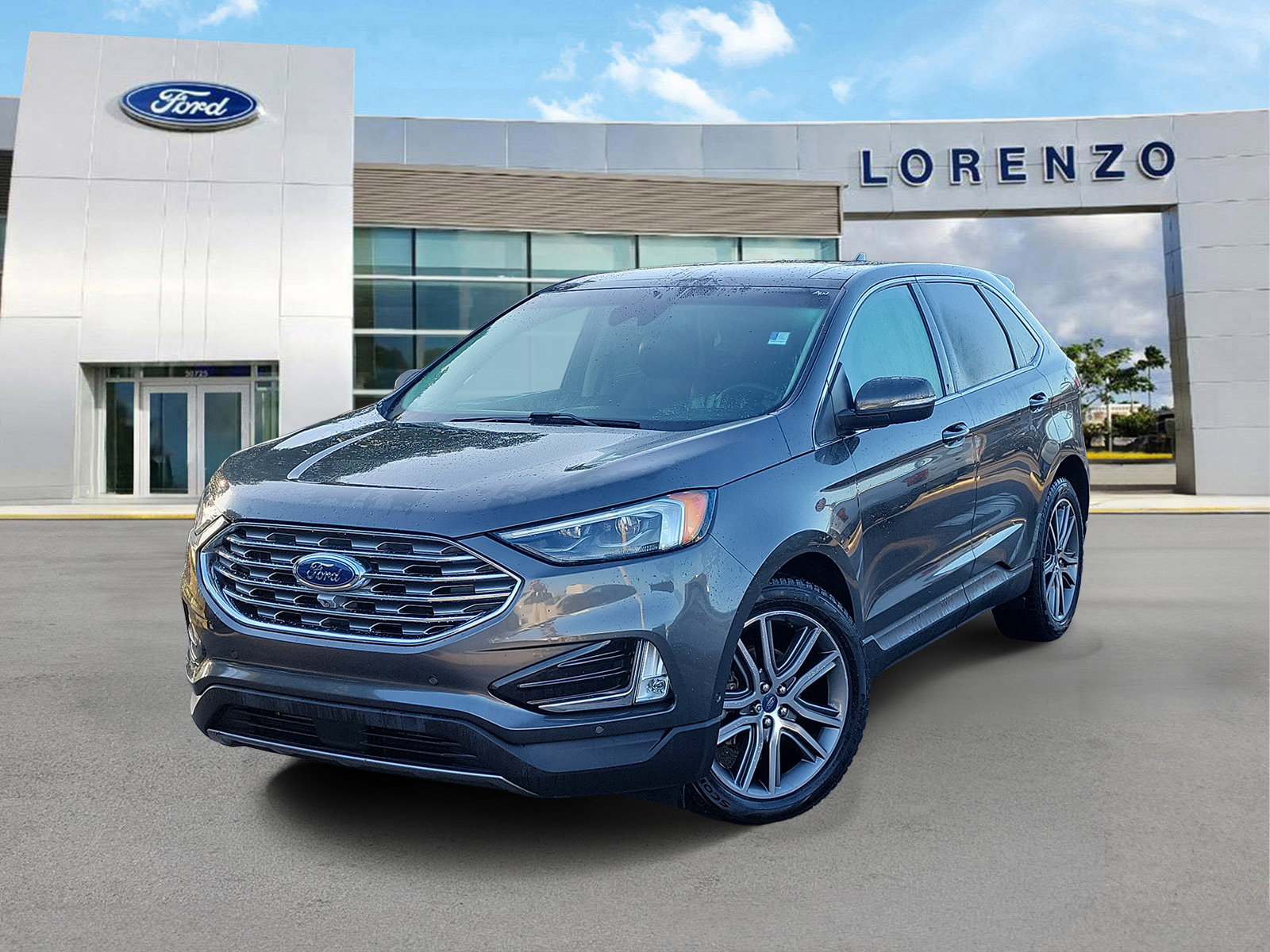 Used 2019 Ford Edge Titanium w/ Equipment Group 301A FWD image 1
