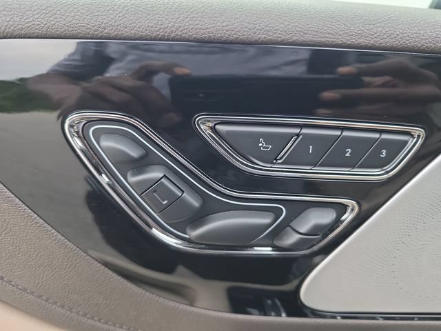 Used 2023 Lincoln Aviator Reserve w/ Equipment Group 201A AWD/4WD image 31