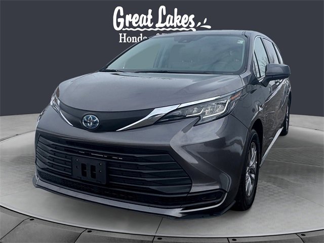 Used 2022 Toyota Sienna LE