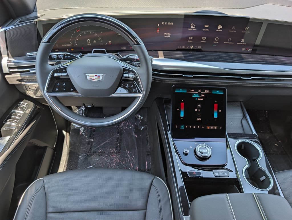 New 2026 Cadillac Escalade ESV Sport w/ Touring Package AWD/4WD image 18