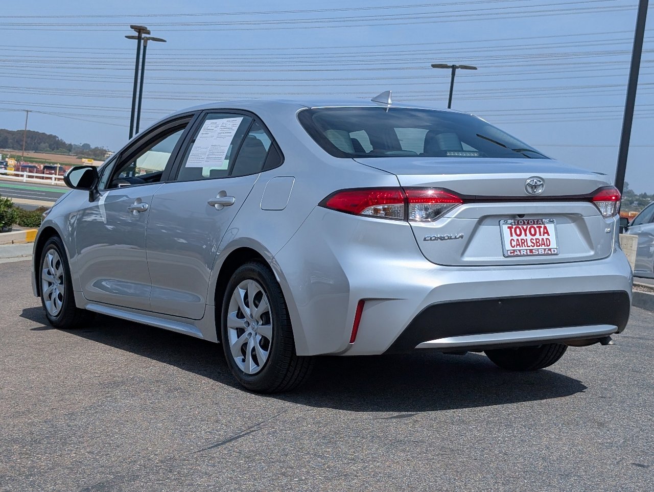 Used 2022 Toyota Corolla LE FWD image 12