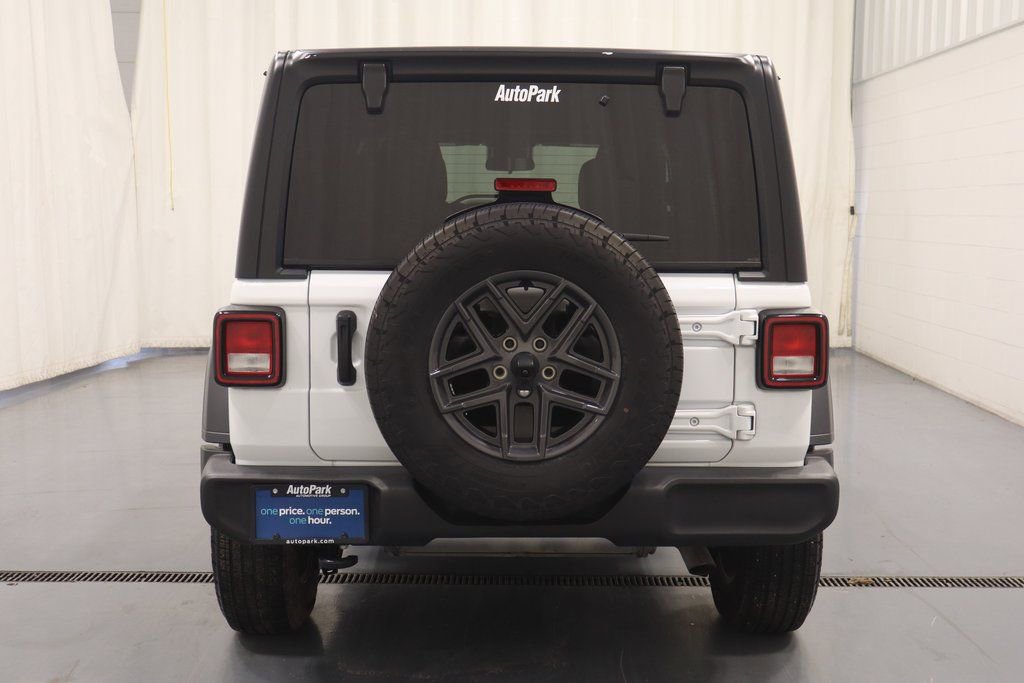 Certified 2024 Jeep Wrangler Sport S image 9