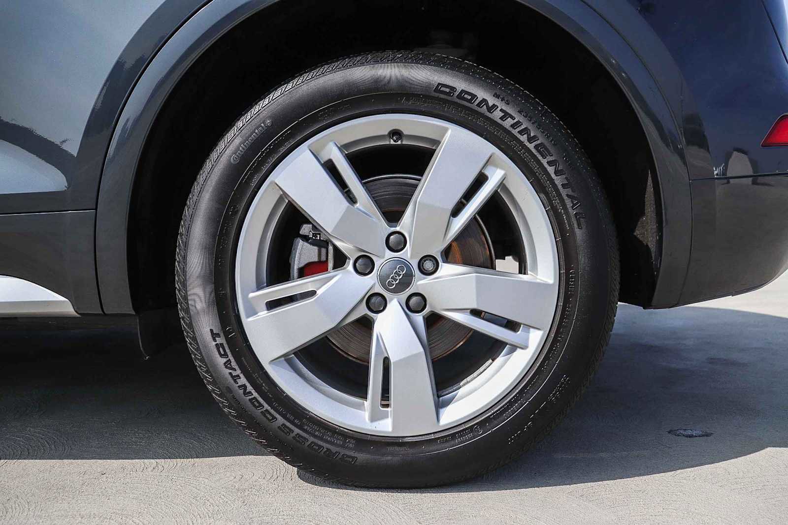 Used 2019 Audi Q5 2.0T Premium Plus w/ Premium Plus Package AWD/4WD image 13