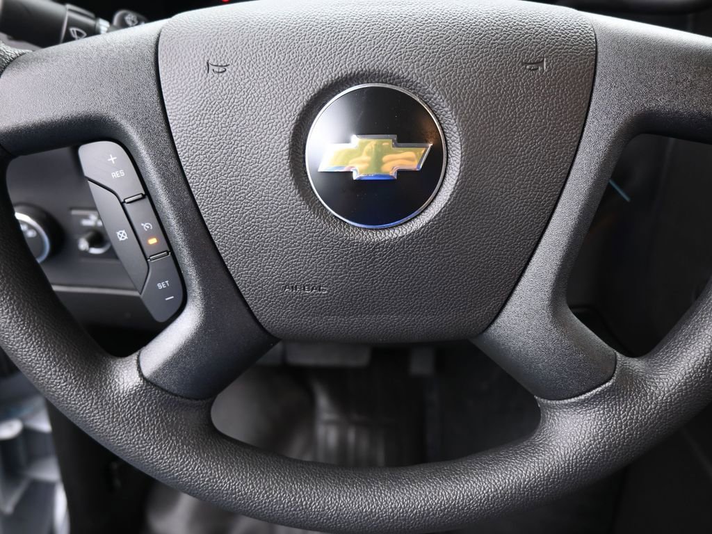 New 2025 Chevrolet Express 2500 w/ Driver Convenience Package image 29