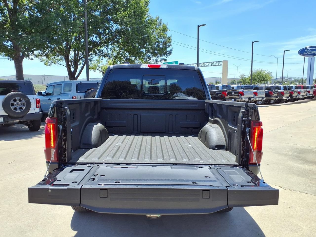 New 2026 Ford F150 King Ranch w/ Equipment Group 601A High AWD/4WD image 22