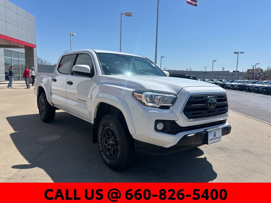 Certified 2018 Toyota Tacoma SR5 image 4