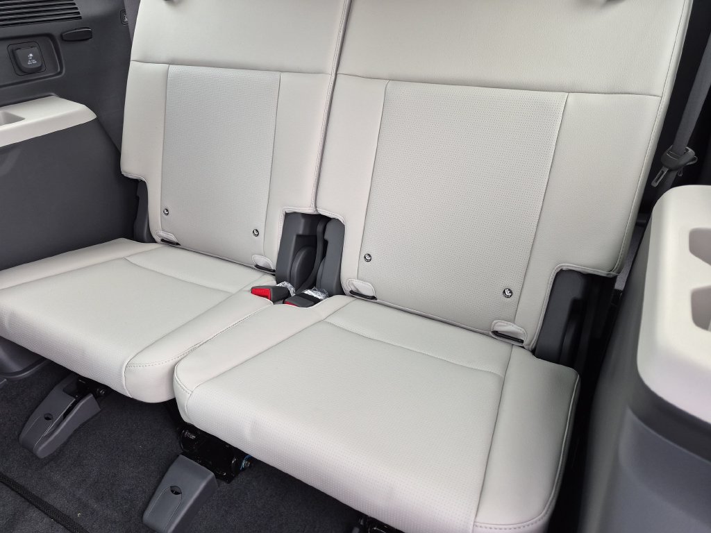 New 2027 Hyundai Santa Fe Limited AWD/4WD image 28