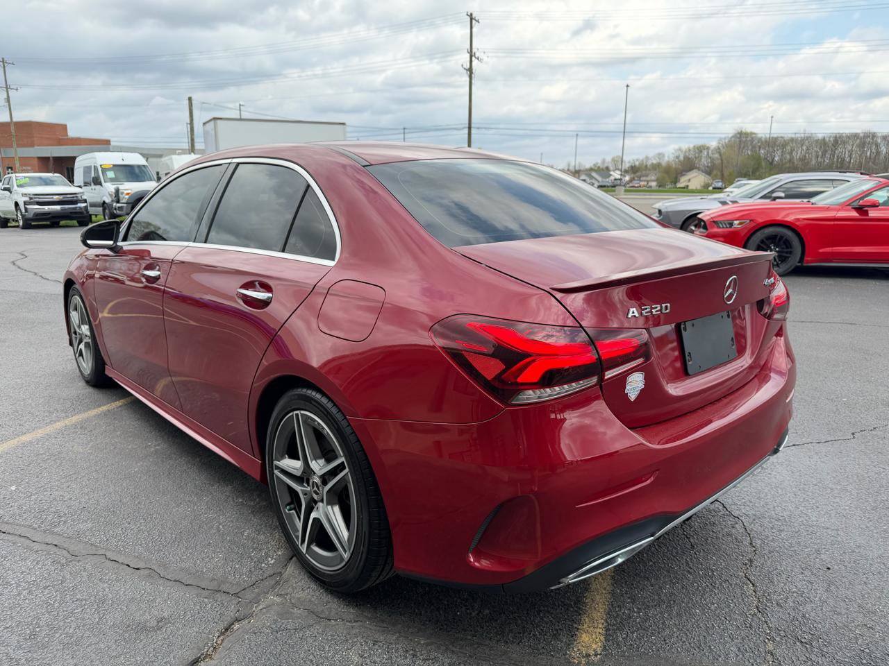 Used 2021 Mercedes-Benz A 220 4MATIC w/ AMG Line image 5
