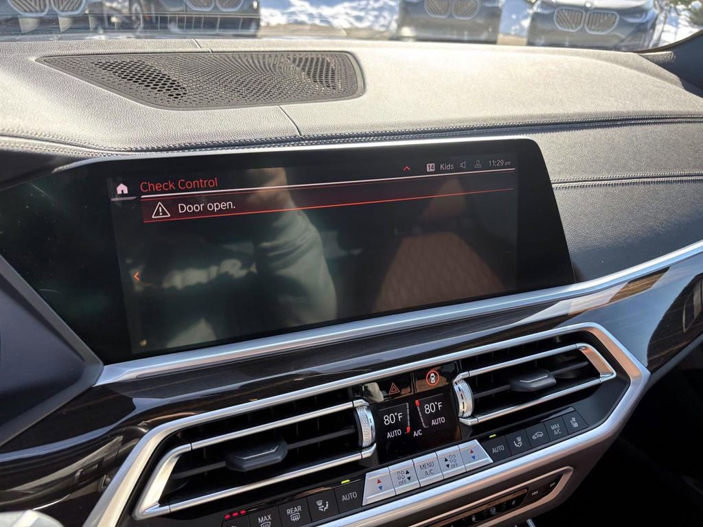 Used 2023 BMW X5 M50i w/ Executive Package image 18