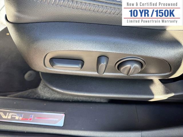 Used 2023 GMC Terrain Denali w/ Denali Premium Package image 17