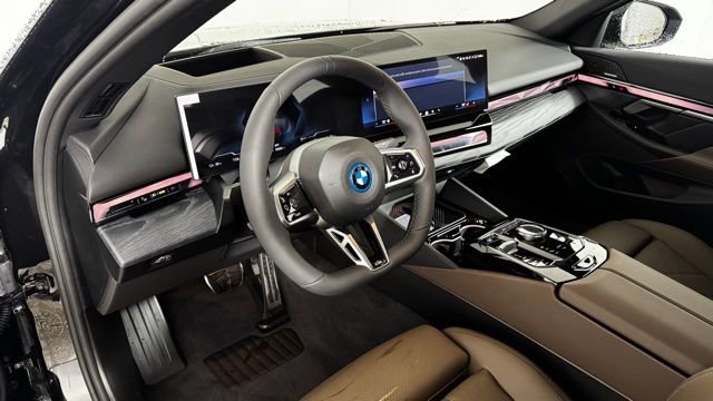 New 2026 BMW i5 eDrive40 w/ M Sport Package image 11