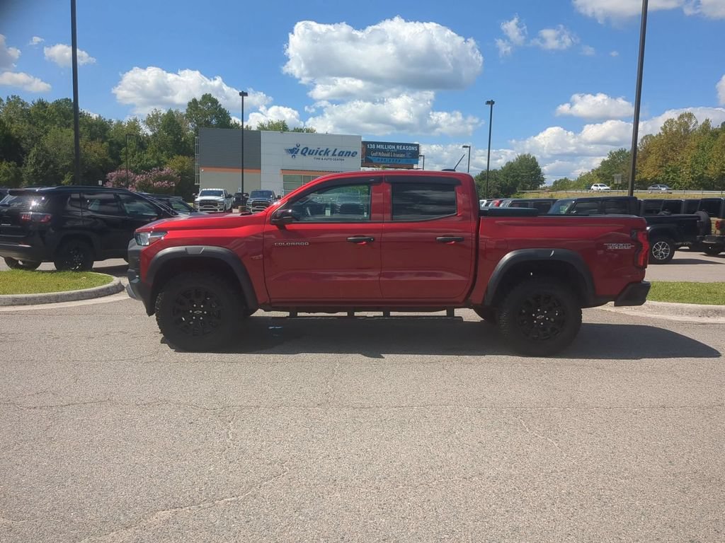 Used 2024 Chevrolet Colorado Trail Boss w/ Advanced Trailering Package AWD/4WD image 2