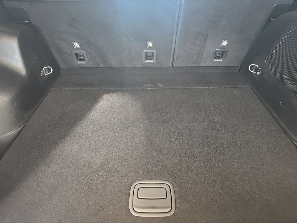 Used 2019 Jeep Cherokee Limited AWD/4WD image 31