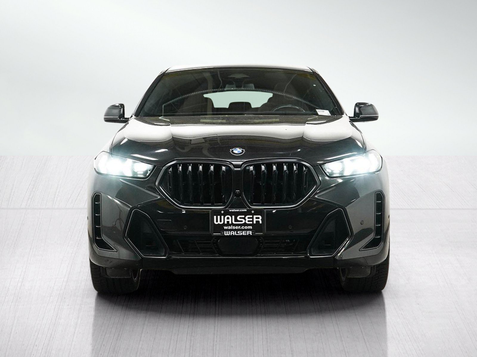 Used 2024 BMW X6 xDrive40i AWD/4WD image 8