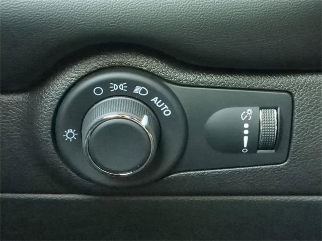 Certified 2024 Dodge Durango GT w/ Blacktop Package image 28