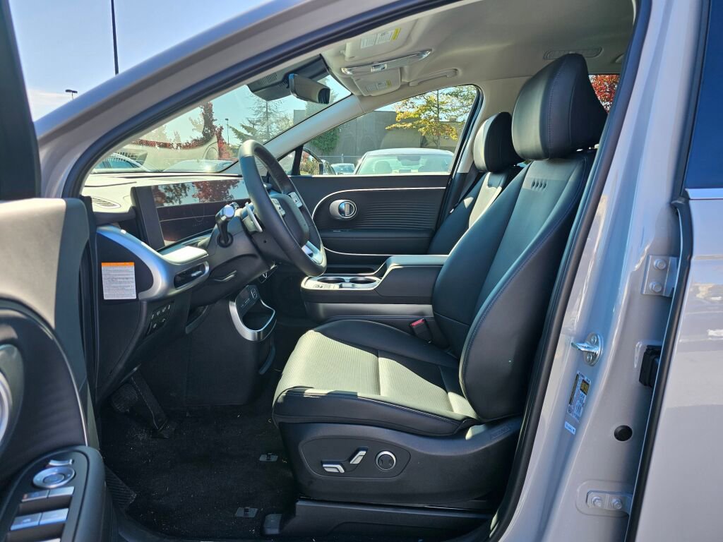 New 2026 Hyundai Ioniq 9 SEL image 16