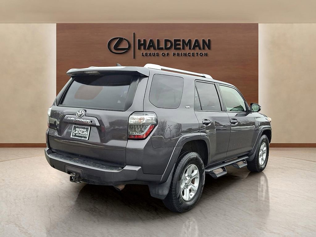 Used 2017 Toyota 4Runner SR5 image 6