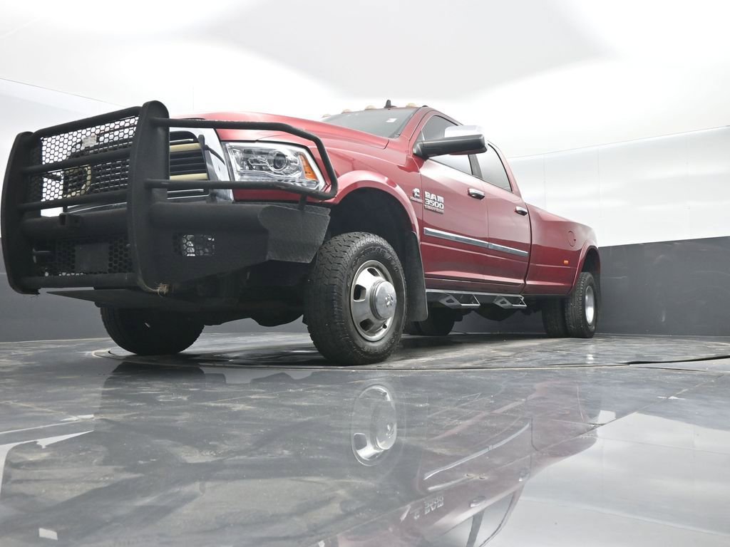 Used 2014 RAM 3500 Laramie image 30