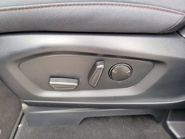 Used 2026 Ford Explorer Active RWD image 13