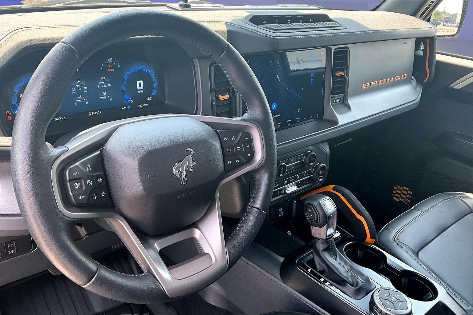 Used 2025 Ford Bronco Badlands AWD/4WD image 17