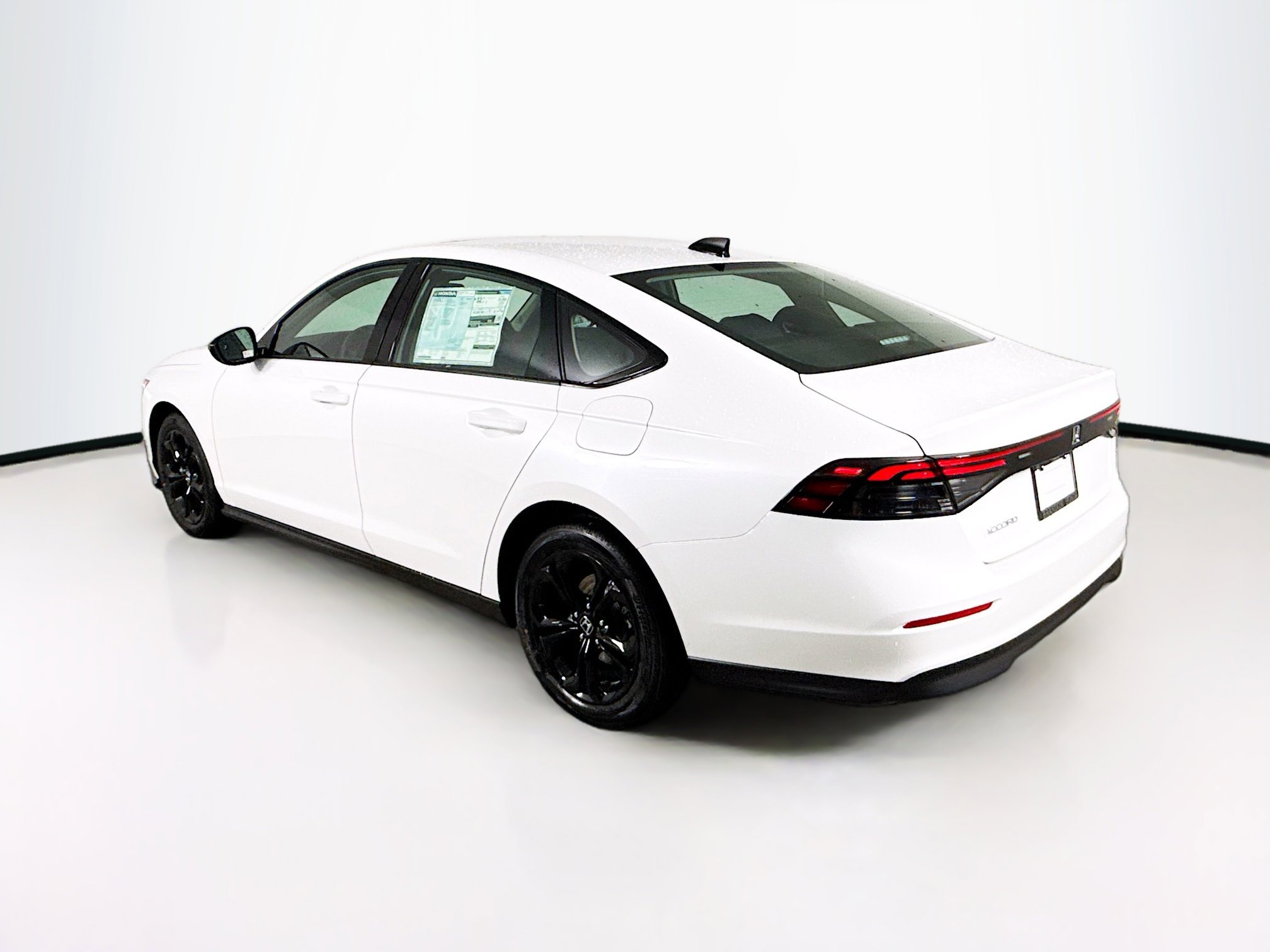Certified 2025 Honda Accord SE image 22