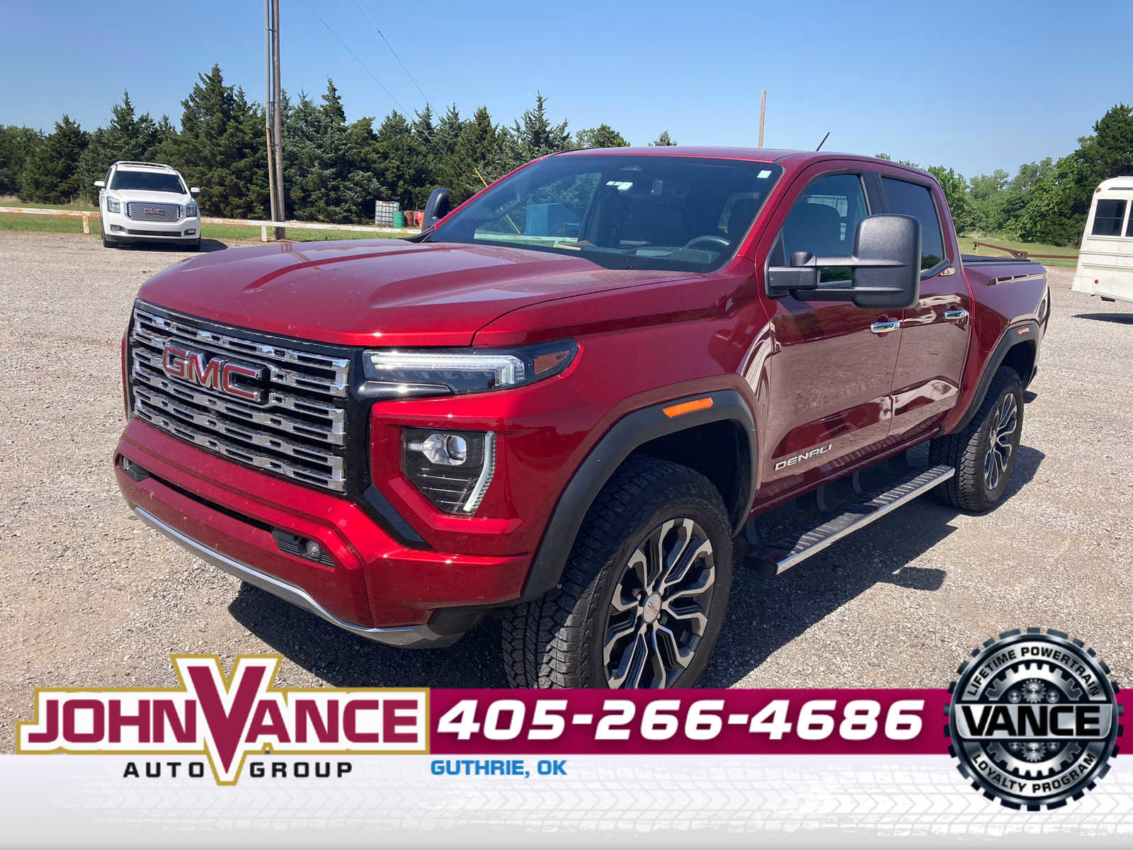 Used 2024 GMC Canyon Denali AWD/4WD image 1