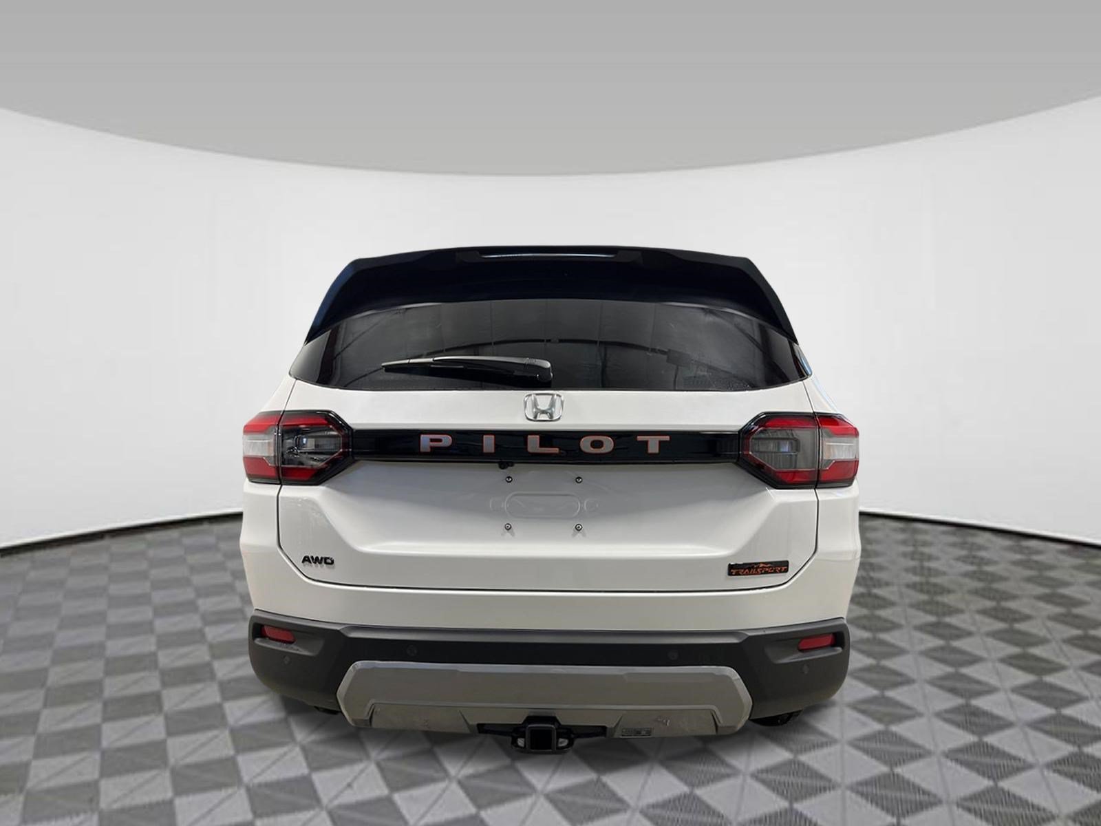 New 2026 Honda Pilot TrailSport image 5