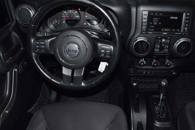 Used 2018 Jeep Wrangler Unlimited Sport S image 11
