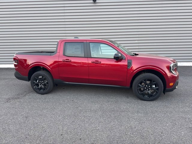 New 2025 Ford Maverick Lariat w/ Black Appearance Package image 2