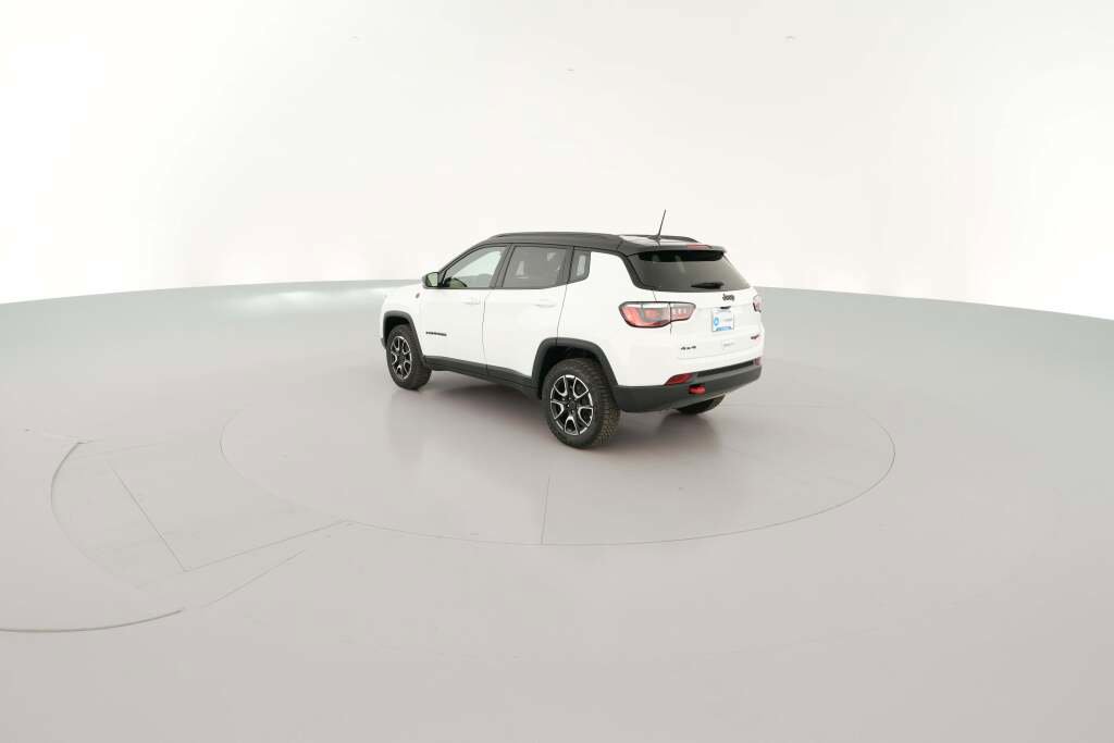 New 2026 Jeep Compass Trailhawk image 8