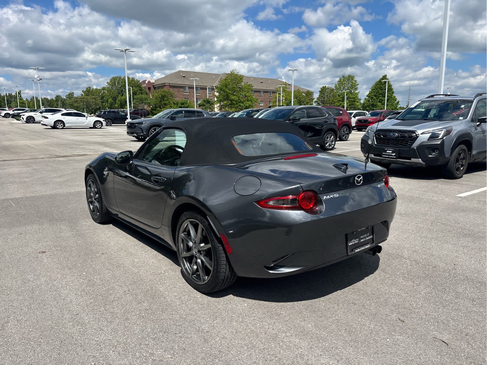 Used 2016 MAZDA MX-5 Miata Grand Touring RWD image 3