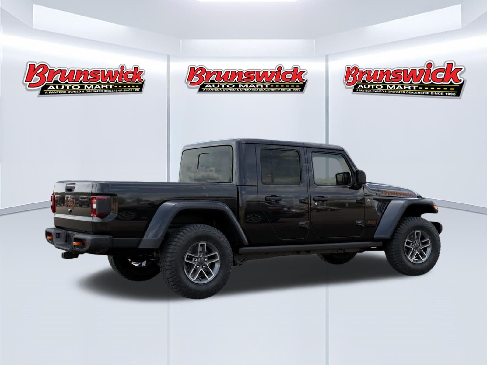New 2026 Jeep Gladiator Mojave w/ Safety Group AWD/4WD image 4