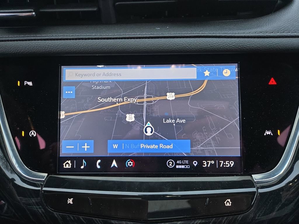 Used 2023 Cadillac XT6 Premium Luxury image 23