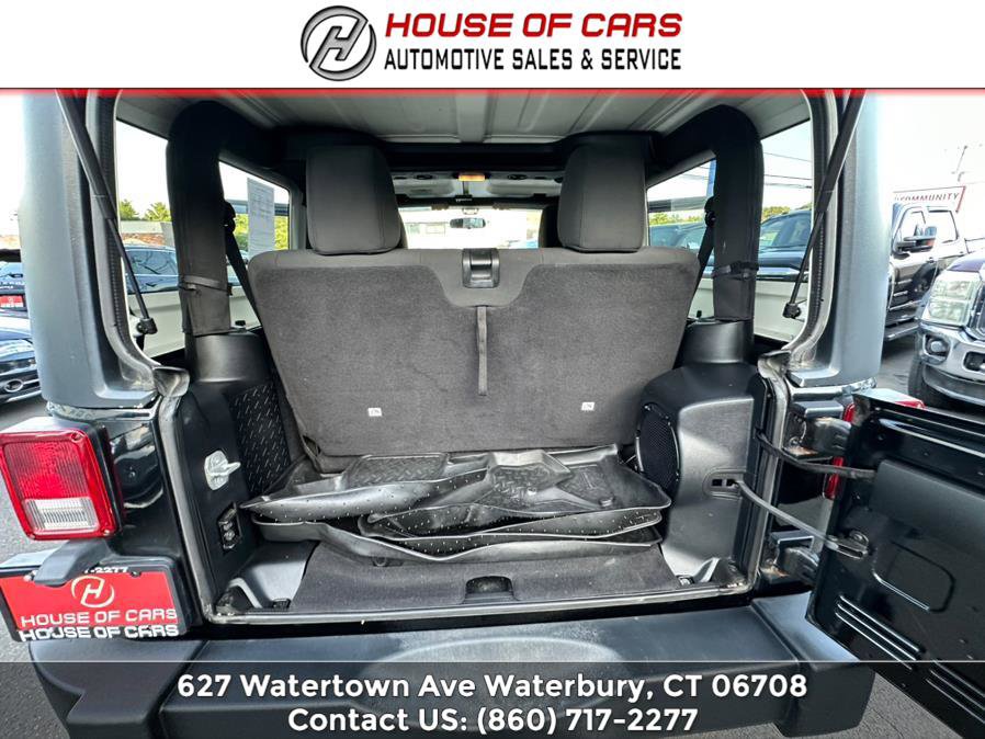 Used 2012 Jeep Wrangler Rubicon w/ Dual Top Group image 40