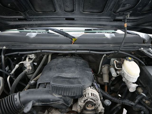 Used 2013 Chevrolet Silverado 3500 LT w/ Suspension Package, Off-Road image 23