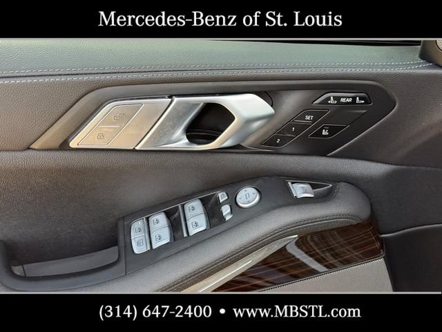 Used 2021 BMW X7 xDrive40i w/ Premium Package AWD/4WD image 17
