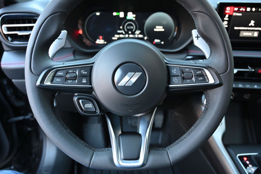 Used 2024 Dodge Hornet R/T w/ R/T Blacktop Package image 22