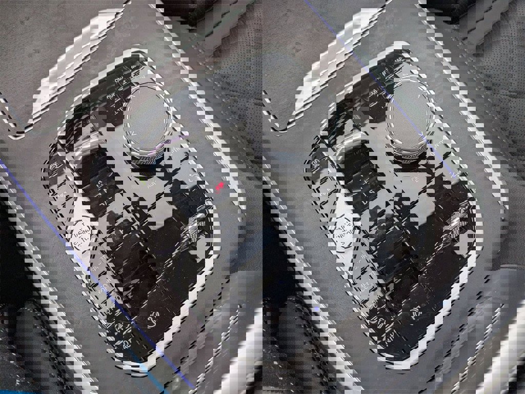 New 2025 BMW X7 xDrive40i w/ Premium Package image 27