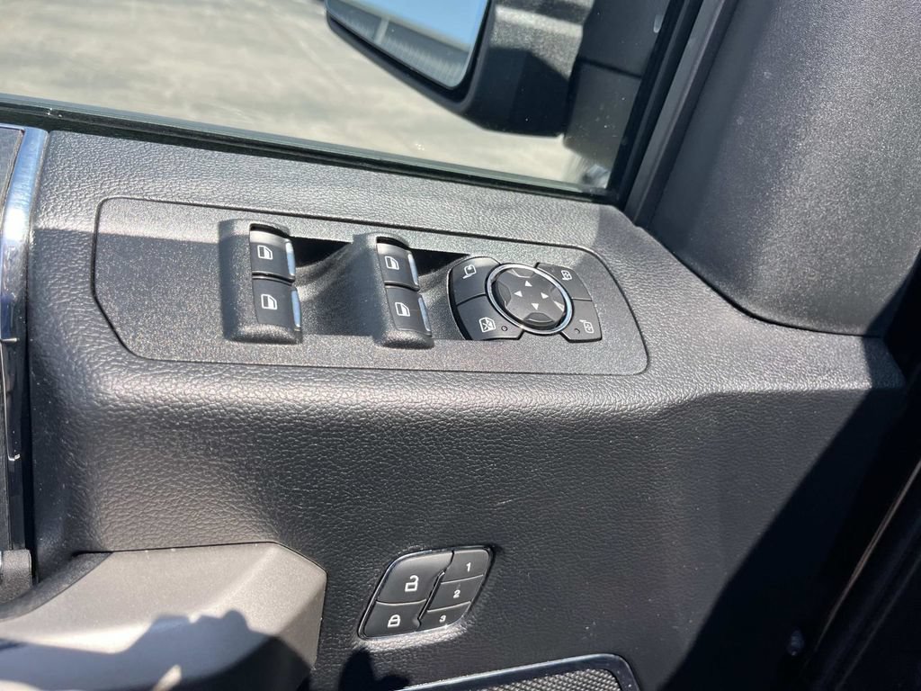 Used 2019 Ford F150 Lariat AWD/4WD image 30