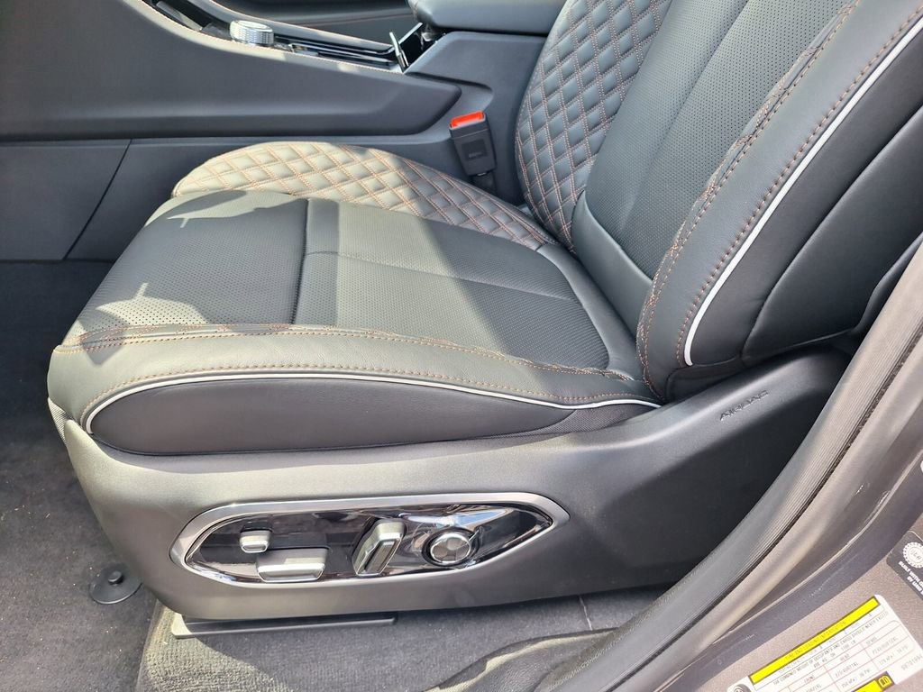 New 2025 Jeep Grand Cherokee L Summit image 19