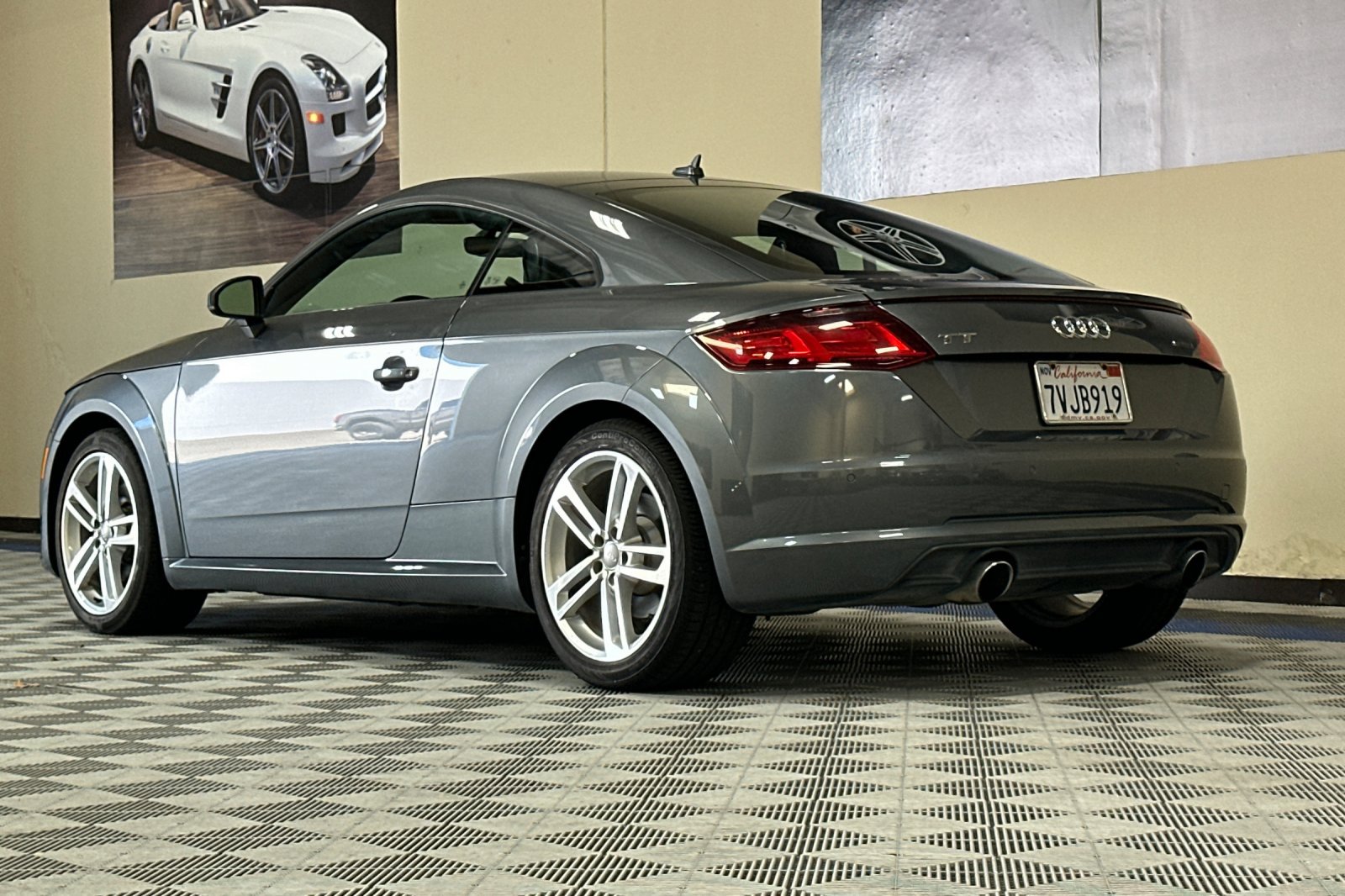 Used 2017 Audi TT 2.0T AWD/4WD image 6