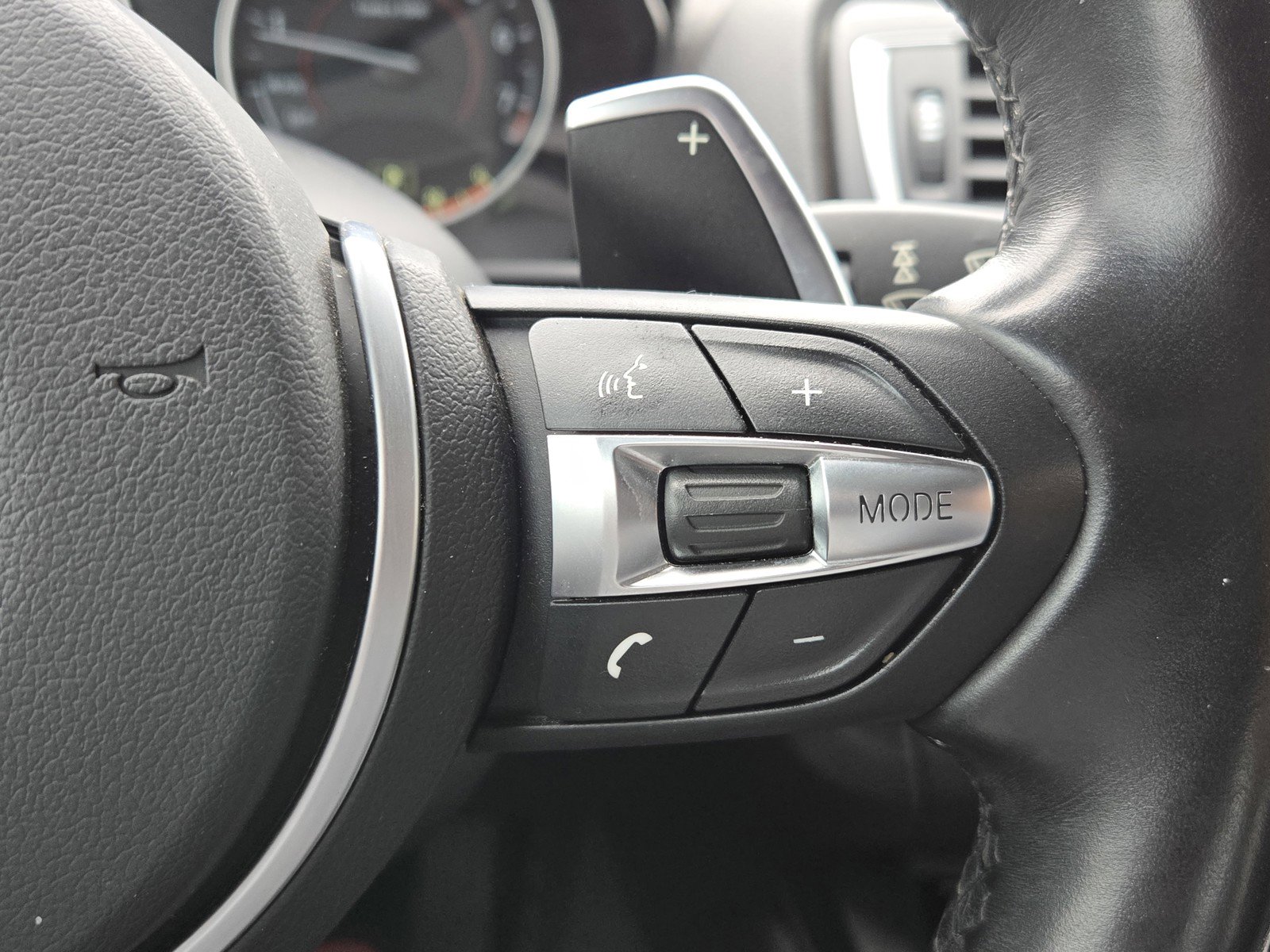 Used 2016 BMW M235i Coupe image 25