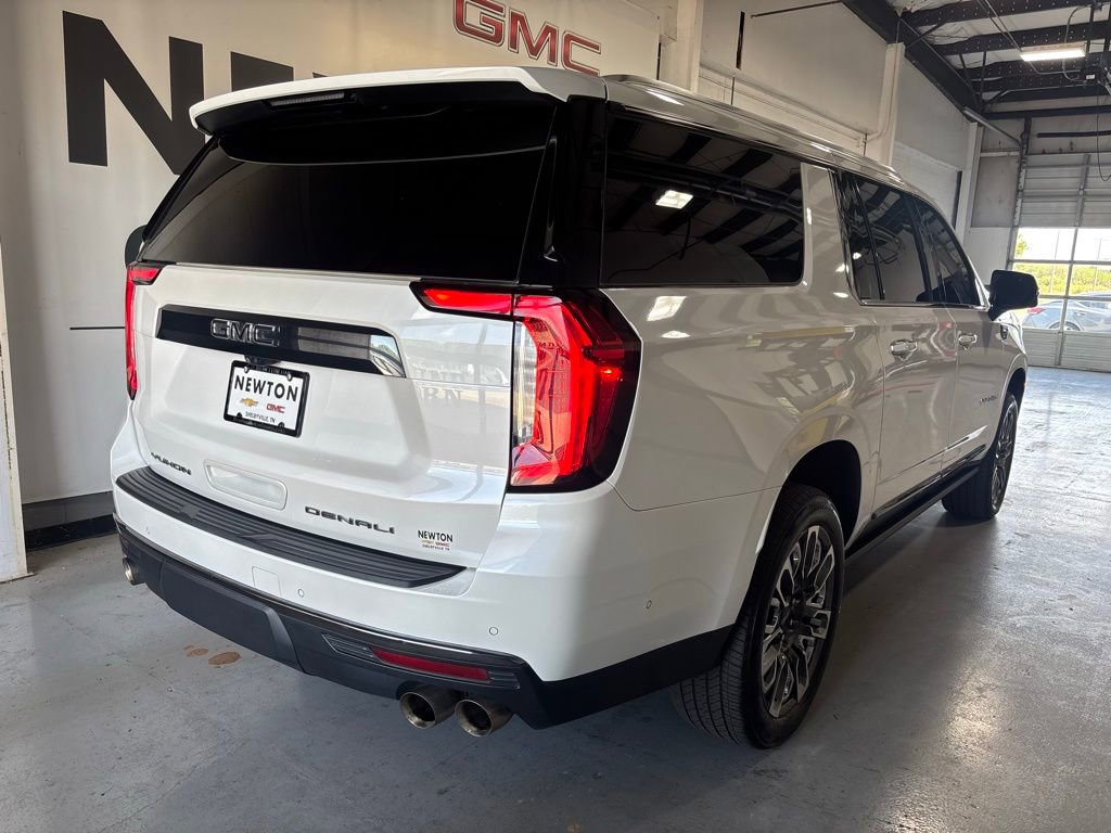 Used 2023 GMC Yukon XL Denali Ultimate image 36