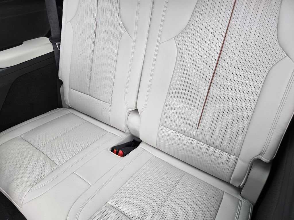 New 2027 Cadillac Vistiq Sport AWD/4WD image 20