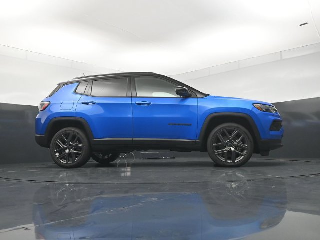 New 2026 Jeep Compass Limited AWD/4WD image 21