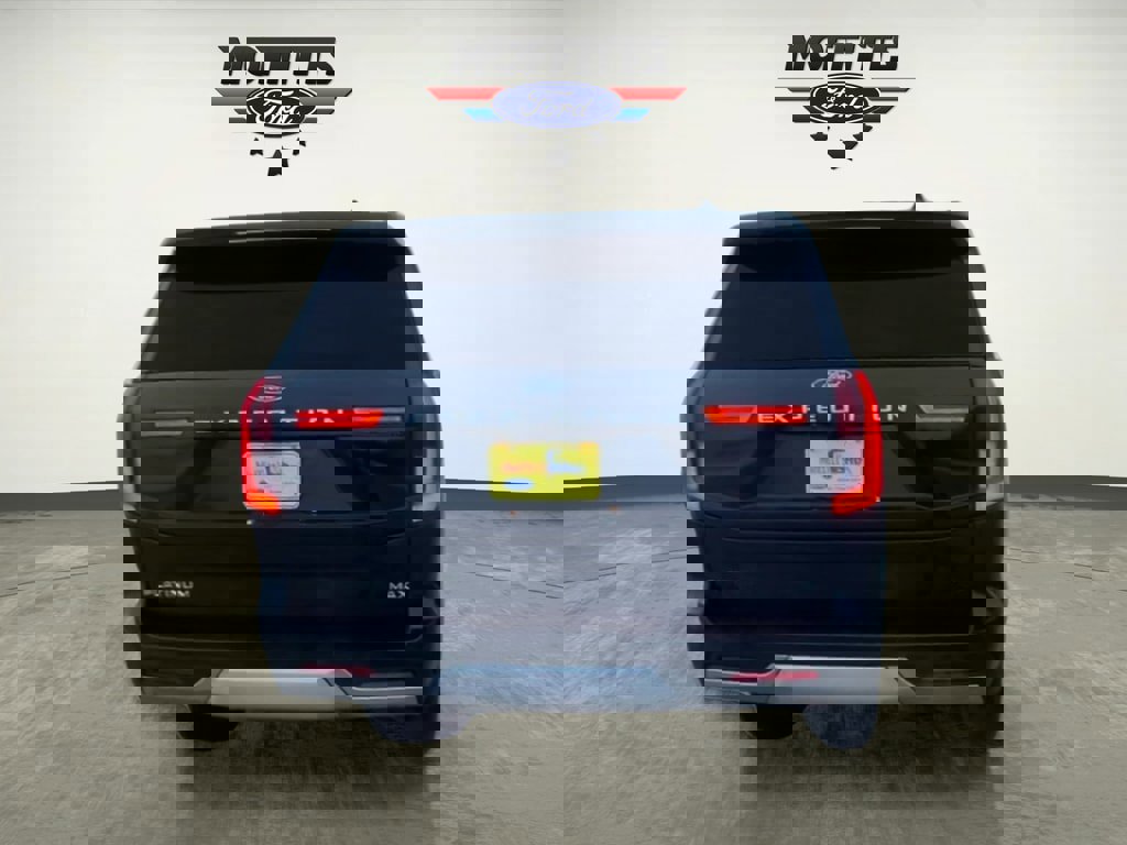 New 2025 Ford Expedition Max Platinum w/ Driver's Package image 4