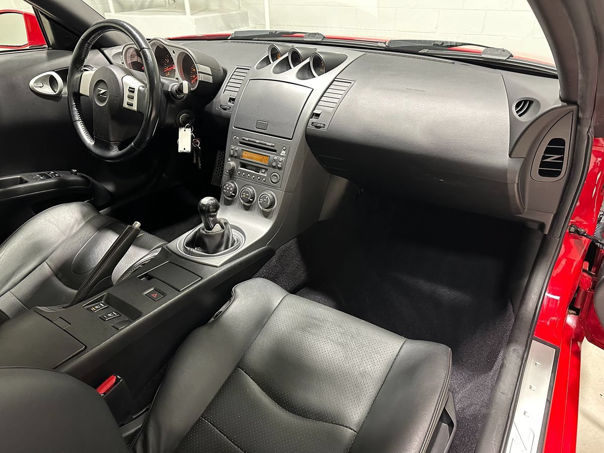Used 2003 Nissan 350Z Touring RWD image 15